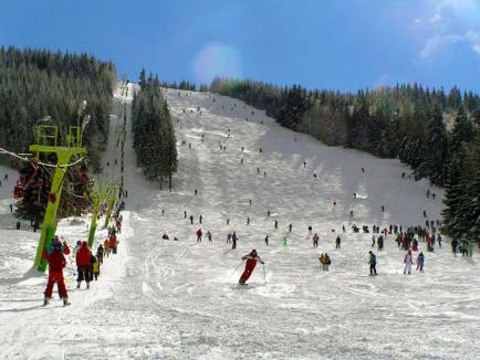 Vacanţă pe pârtie: La Arieşeni a început sezonul de schi!